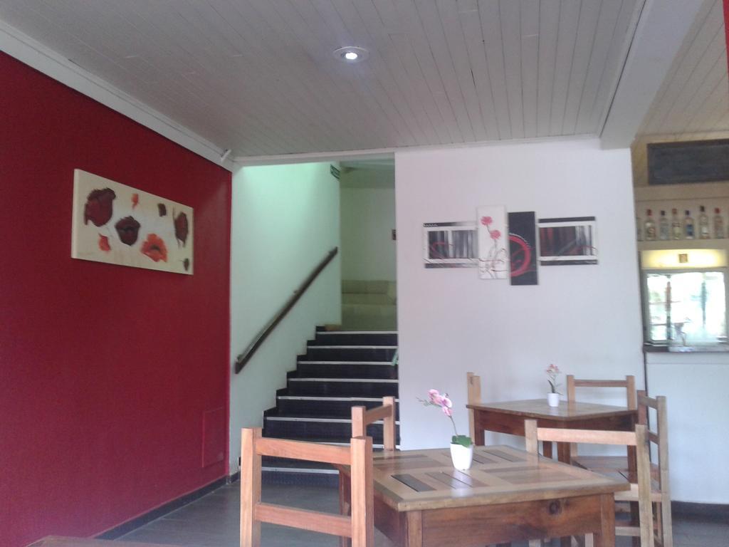 Nuevo Hotel Misiones ปูแอร์โตอีกวาซู ภายนอก รูปภาพ
