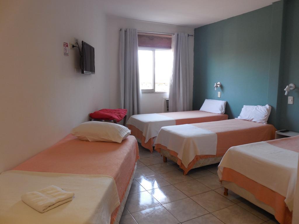 Nuevo Hotel Misiones ปูแอร์โตอีกวาซู ภายนอก รูปภาพ