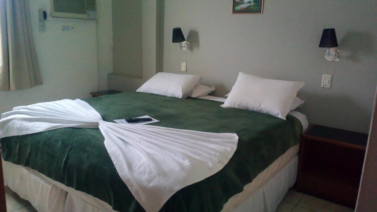 Nuevo Hotel Misiones ปูแอร์โตอีกวาซู ภายนอก รูปภาพ